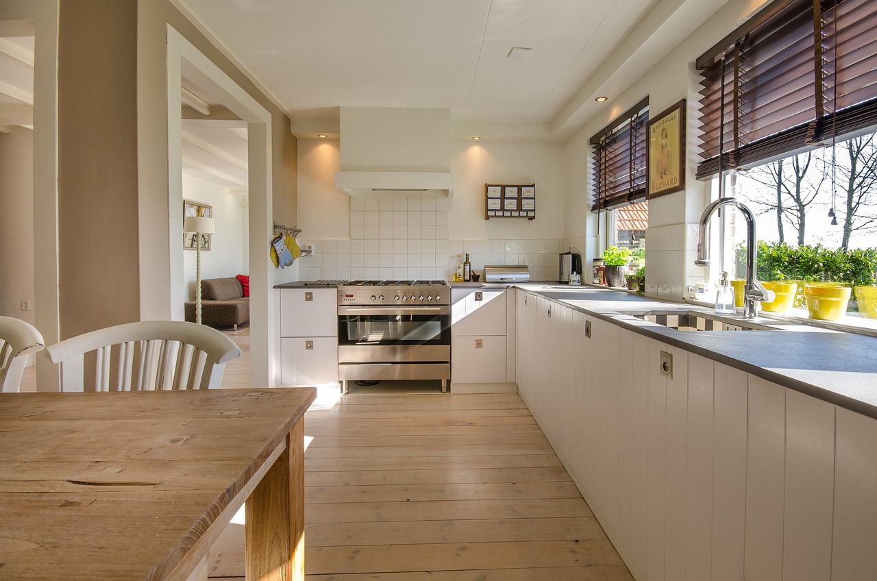 San Diego Shutters: Custom Style Guide & Installation Tips